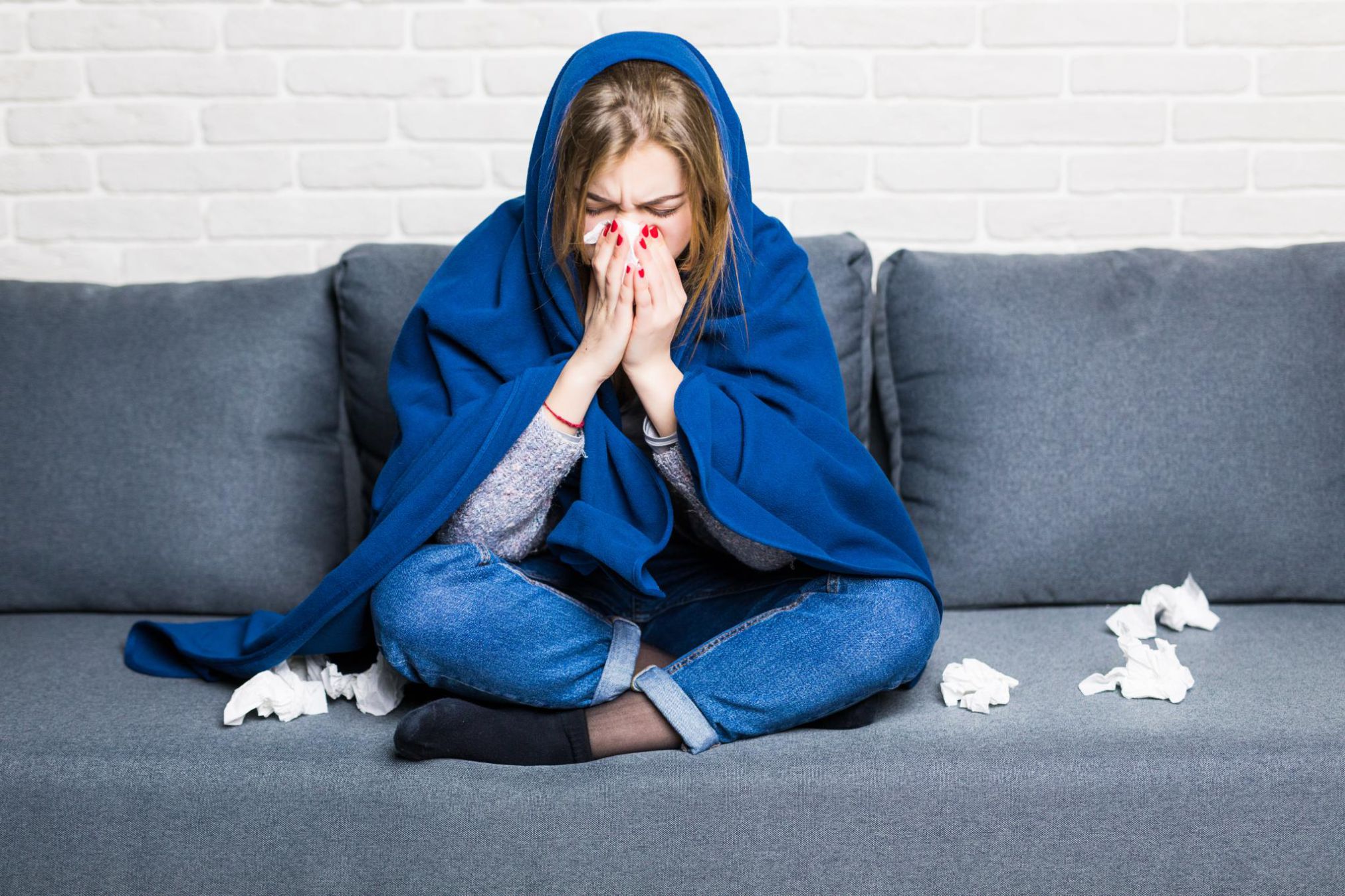Cảm lạnh, cảm cúm hoặc sốt virus cũng gây đau nhức toàn thân